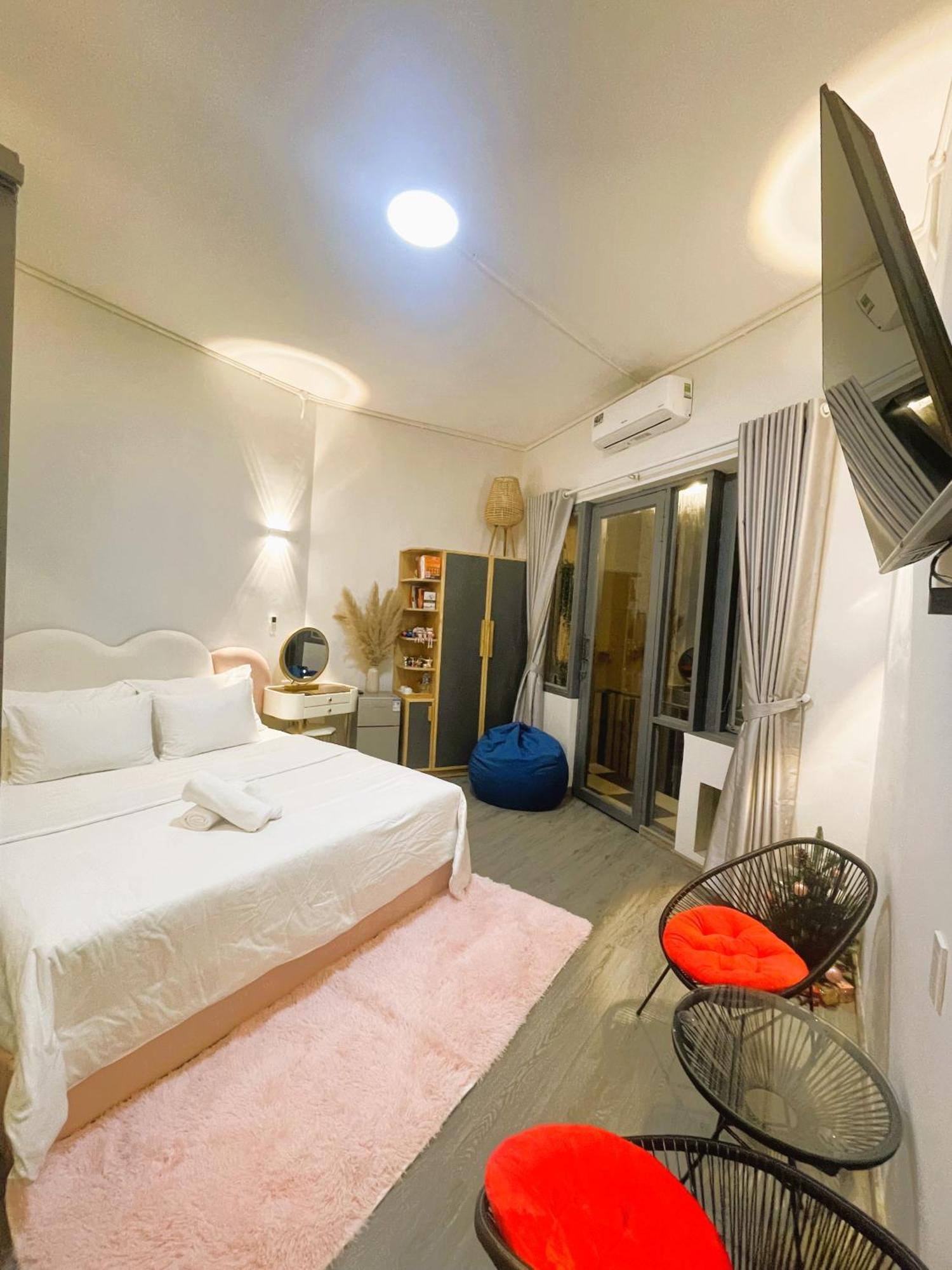 6Even Hotel - Have A Staycation In The Cafe Apartments Building Ho Şi Min Exterior foto