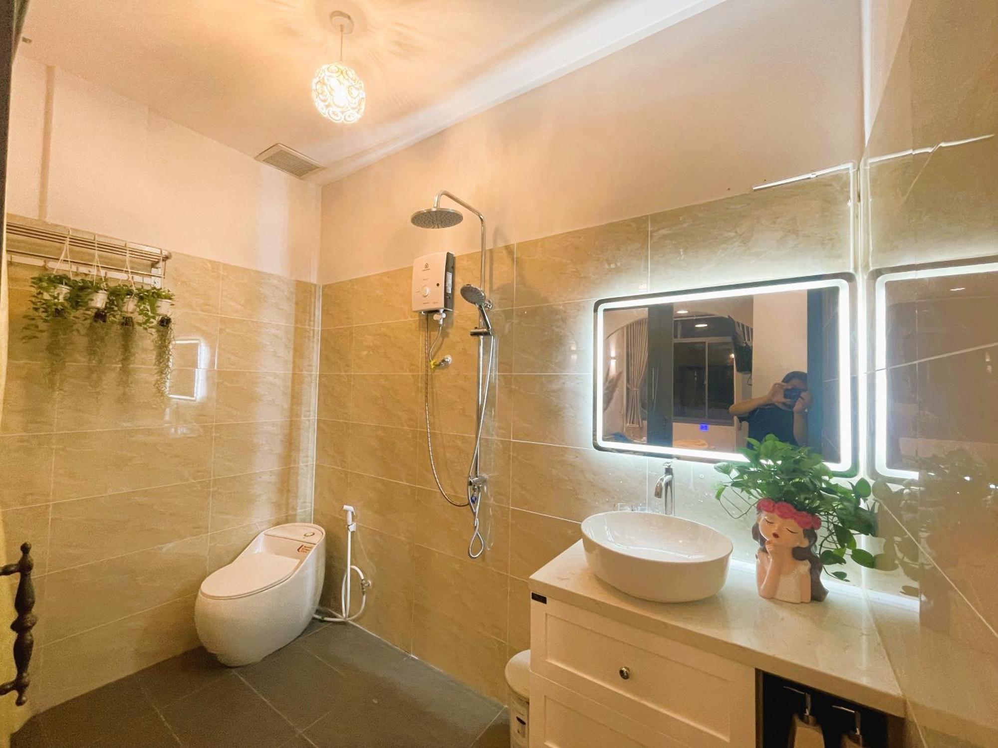6Even Hotel - Have A Staycation In The Cafe Apartments Building Ho Şi Min Exterior foto